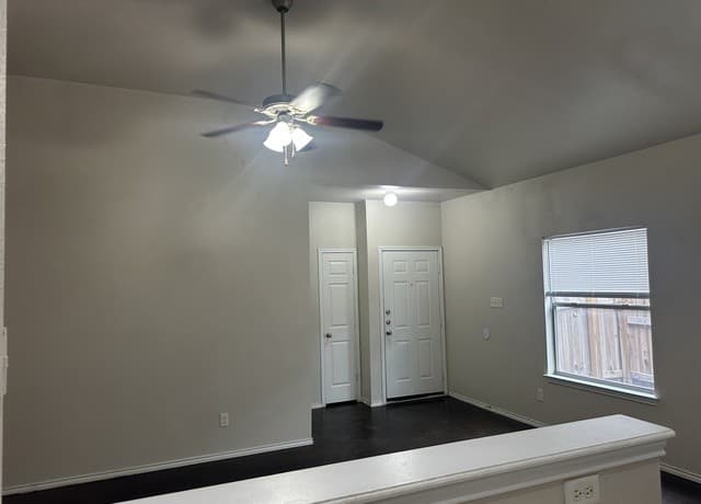5731  Golf Heights Unit 1, San Antonio, TX 78244 — photo 5