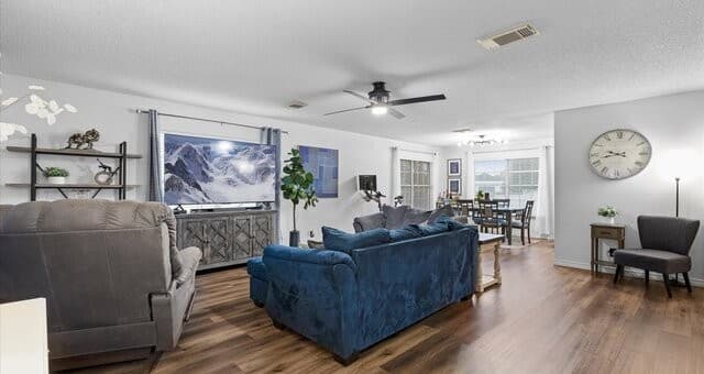 1105  Morningmist Ln, Schertz, TX 78154 — photo 10
