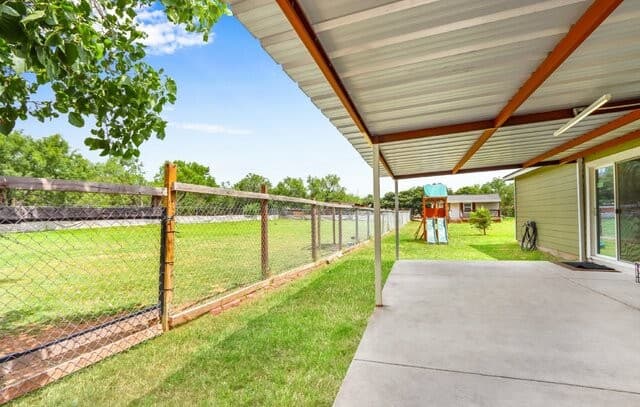20051  Senior Rd, Von Ormy, TX 78073 — photo 25