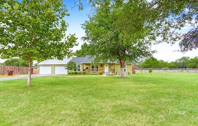 20051  Senior Rd, Von Ormy, TX 78073 — photo 5