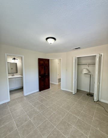 5946  Woodridge Cv, San Antonio, TX 78249 — photo 18