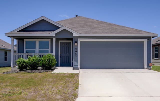12055  Links Pkwy, San Antonio, TX 78221 — photo 3