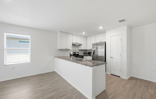 12055  Links Pkwy, San Antonio, TX 78221 — photo 9