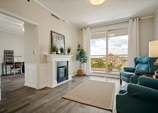 1  Towers Park Lane Unit 1007