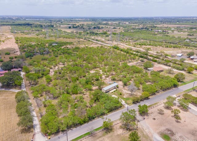 8540  Real Rd, San Antonio, TX 78263 — photo 13