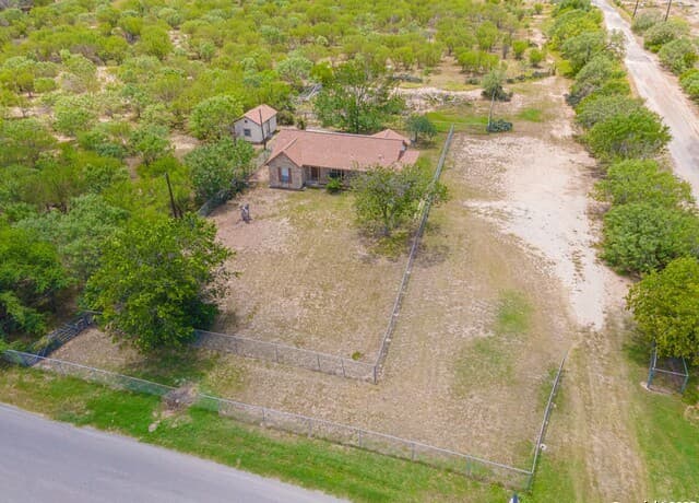8540  Real Rd, San Antonio, TX 78263 — photo 15