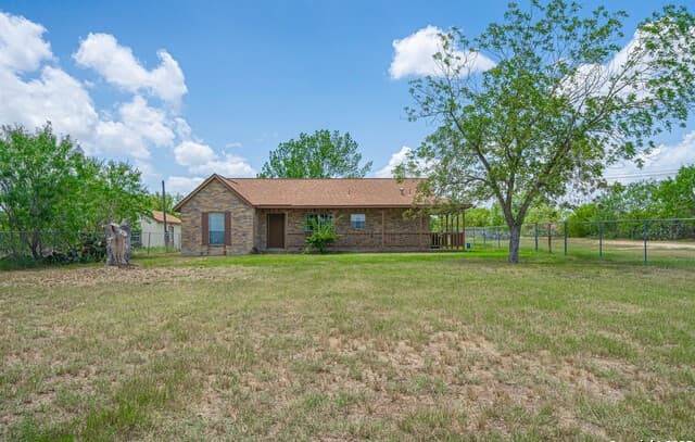 8540  Real Rd, San Antonio, TX 78263 — photo 3