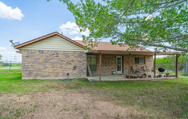 8540  Real Rd, San Antonio, TX 78263 — photo 6