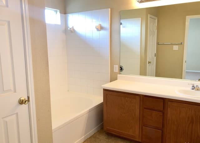 5935  Imperial Topaz, San Antonio, TX 78222 — photo 18