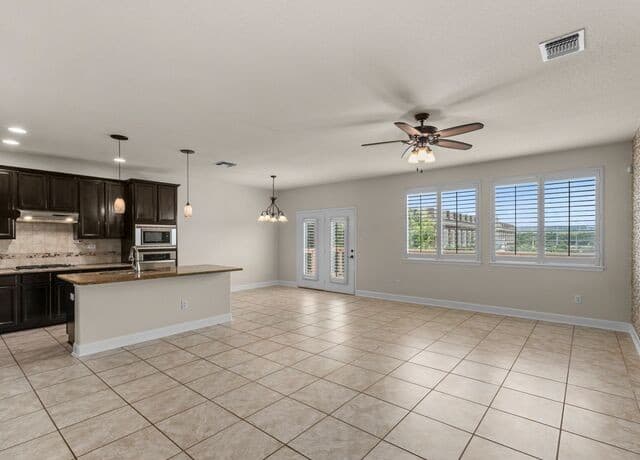 18318  Muir Glen Dr, San Antonio, TX 78257 — photo 11