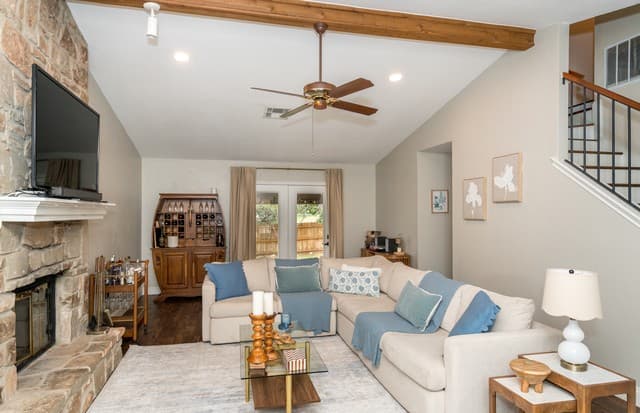 1952  Creek Holw, San Antonio, TX 78259 — photo 10