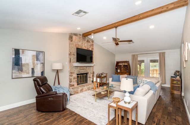 1952  Creek Holw, San Antonio, TX 78259 — photo 11