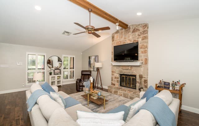 1952  Creek Holw, San Antonio, TX 78259 — photo 13