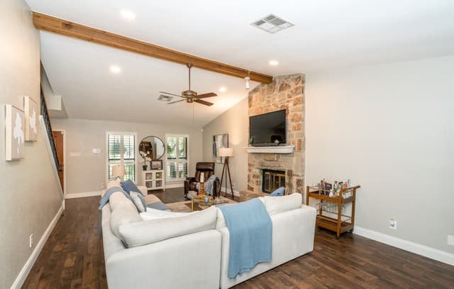 1952  Creek Holw, San Antonio, TX 78259 — photo 14