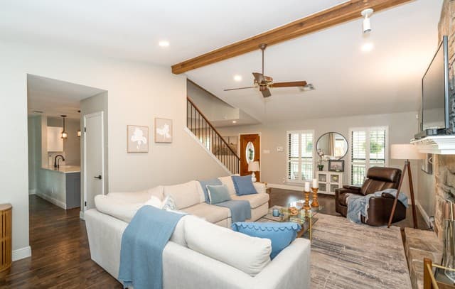 1952  Creek Holw, San Antonio, TX 78259 — photo 9