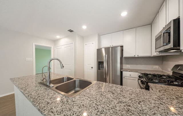 14718  Dillard Ml, San Antonio, TX 78254 — photo 10