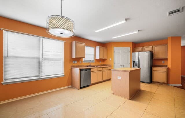 4406  Granite Shls, San Antonio, TX 78244 — photo 6