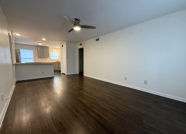 123  Marcia Pl Unit 2