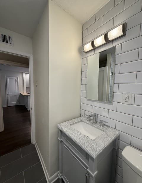 123  Marcia Pl Unit 2, Alamo Heights, TX 78209 — photo 14