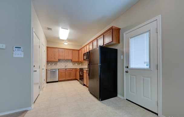 5439  Bright Run, San Antonio, TX 78240 — photo 6