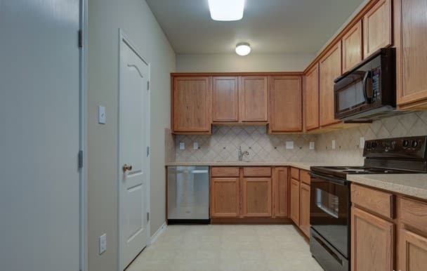 5439  Bright Run, San Antonio, TX 78240 — photo 7