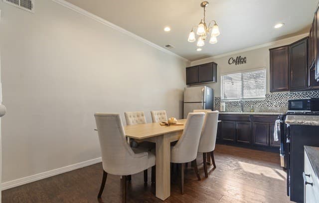 520  Cincinnati, San Antonio, TX 78201 — photo 8