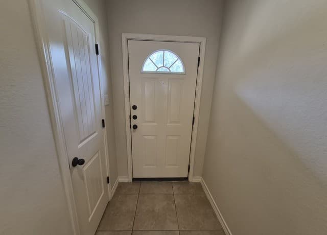 6618  Arancione Ave. Unit 104, San Antonio, TX 78233 — photo 2