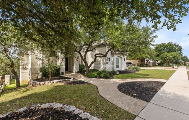 623  Sentry Hl, San Antonio, TX 78260 — photo 2