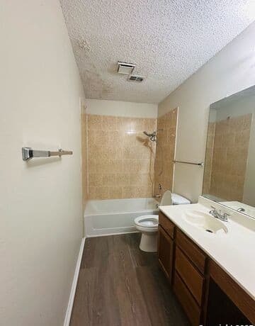 3235  Tree Grove, San Antonio, TX 78247 — photo 17