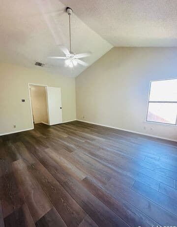 3235  Tree Grove, San Antonio, TX 78247 — photo 21