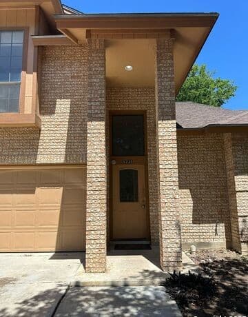 3235  Tree Grove, San Antonio, TX 78247 — photo 3