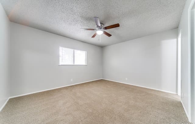 7359  Corian Park, San Antonio, TX 78249 — photo 15