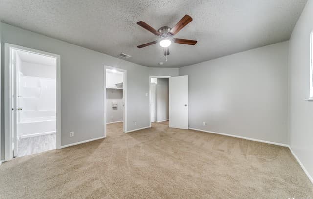 7359  Corian Park, San Antonio, TX 78249 — photo 16