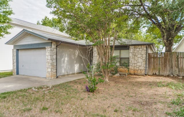 7359  Corian Park, San Antonio, TX 78249 — photo 2