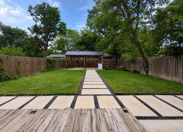 623  Saint Charles, San Antonio, TX 78202 — photo 15