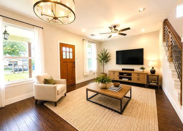 623  Saint Charles, San Antonio, TX 78202 — photo 7