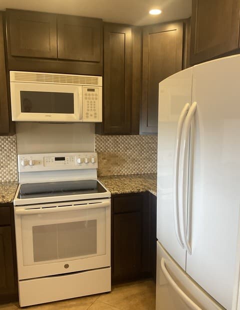 7701  Wurzbach Rd Unit 1407, San Antonio, TX 78229 — photo 14