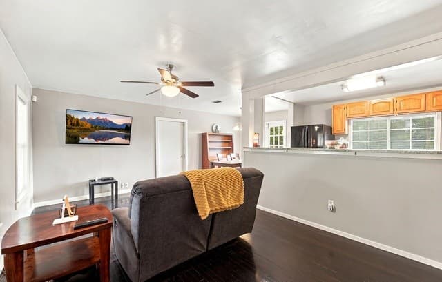 635  Olney Dr, San Antonio, TX 78209 — photo 4