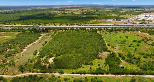 569  Gutierrez Ln Lot 4, Floresville, TX 78114 — photo 5