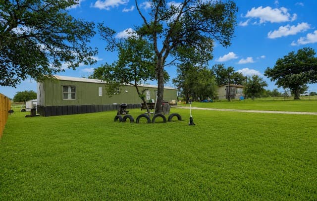 125  Villa Ridge Dr, Poteet, TX 78065 — photo 3