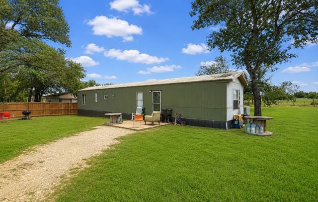 125  Villa Ridge Dr, Poteet, TX 78065 — photo 4