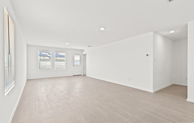 5206  Morgan Crst, San Antonio, TX 78253 — photo 6