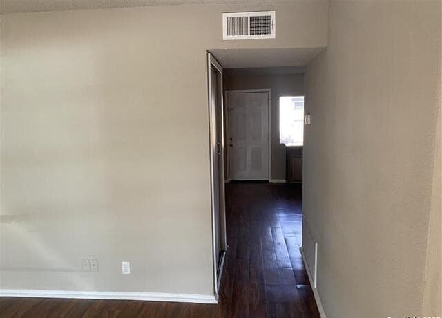 1208  Churing Dr, San Antonio, TX 78245 — photo 4