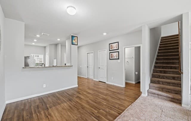 11815  Wolf Cyn, San Antonio, TX 78252 — photo 17