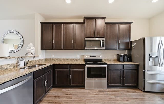 11815  Wolf Cyn, San Antonio, TX 78252 — photo 4