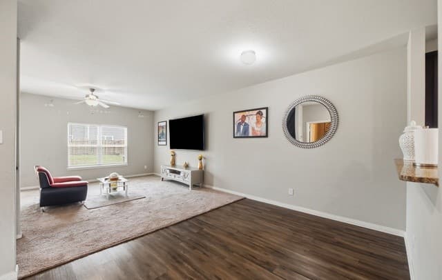 11815  Wolf Cyn, San Antonio, TX 78252 — photo 6