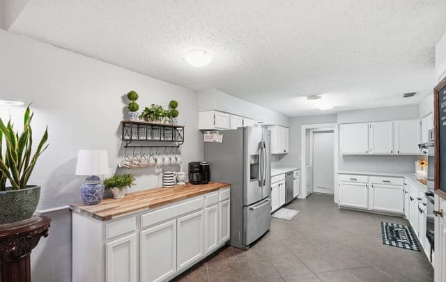 3729  Hunters Glen, Schertz, TX 78108 — photo 14