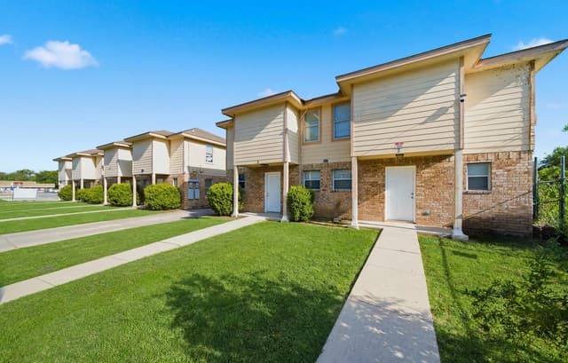 414 W Harlan, San Antonio, TX 78214 — photo 2