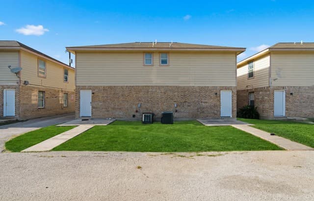 414 W Harlan, San Antonio, TX 78214 — photo 9