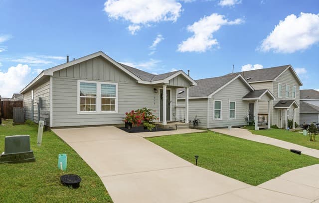 7030  Tides Trail, San Antonio, TX 78252 — photo 4